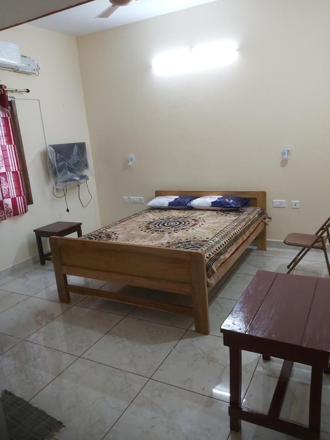 Apartament Suloram Illam Ćidambaram Zewnętrze zdjęcie