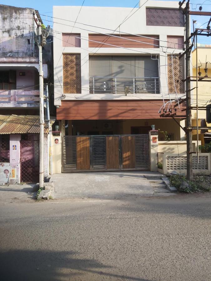 Apartament Suloram Illam Ćidambaram Zewnętrze zdjęcie